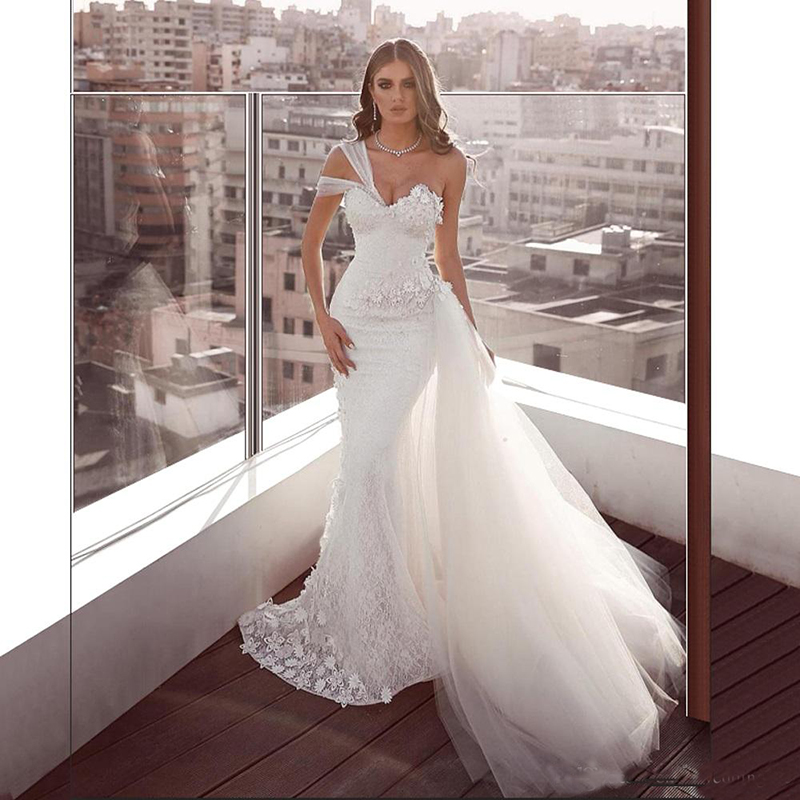Plus Size Lace Wedding Dresses Mermaid One Shoulder Backless Bridal Gowns With Tulle Train Beach Garden Vestido De Noiva