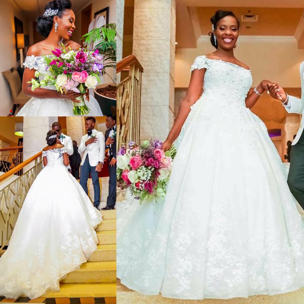 Arabic Dubai Wedding Dresses African Off Shoulder 3D Floral Appliques Pearls Chapel Train Long Tail Bridal Gowns vestidos de novia, Silver
Arabic Dubai Wedding Dresses African Off Shoulder 3D Floral Appliques Pearls Chapel Train Long Tail Bridal Gowns vestidos de novia, Silver