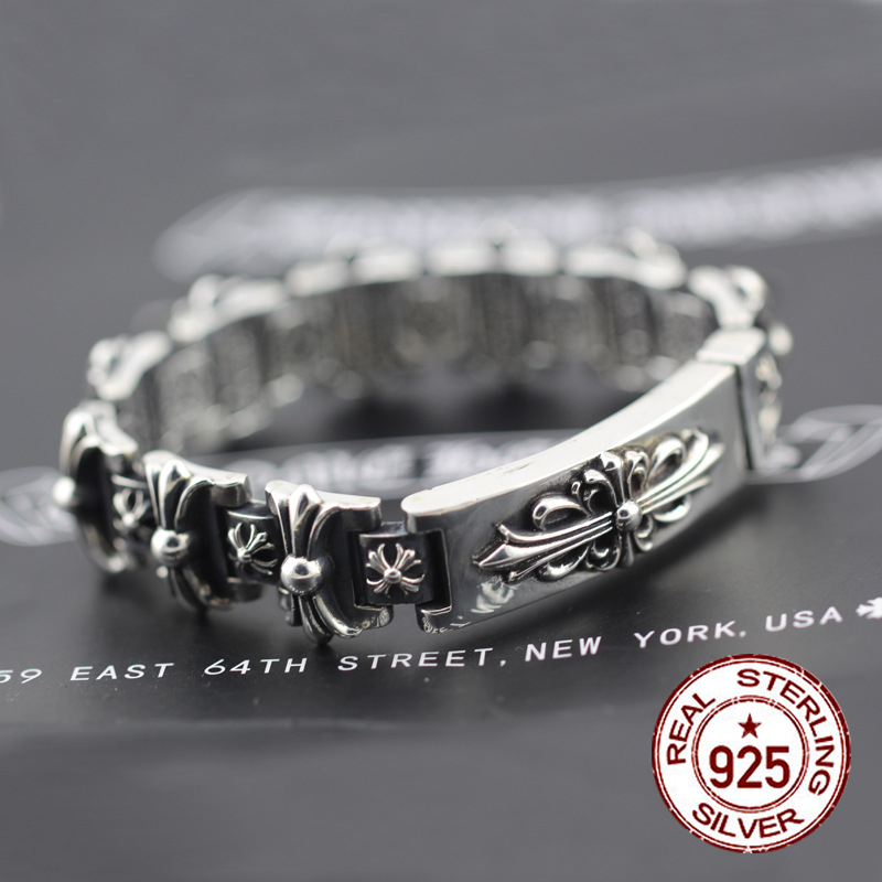 S925 sterling silver bracelet personality classic punk style hip hop domineering cross jewelry modeling send lover gift
S925 sterling silver bracelet personality classic punk style hip hop domineering cross jewelry modeling send lover gift