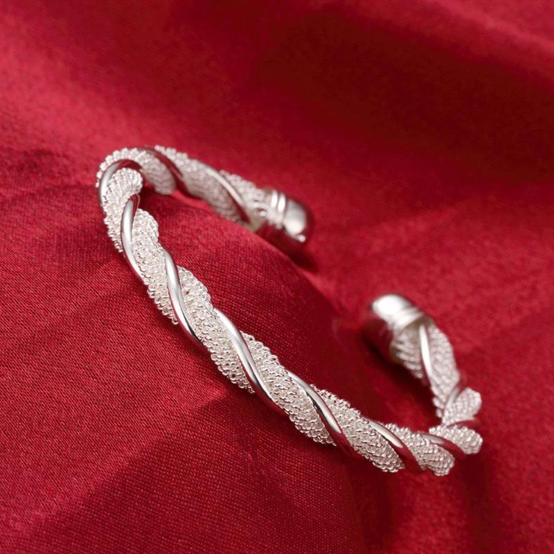 925 Sterling Silver Minimalist Twist Adjustable Bangle Bracelet For Women Lady New Fashion Jewelry Party Gift
925 Sterling Silver Minimalist Twist Adjustable Bangle Bracelet For Women Lady New Fashion Jewelry Party Gift
