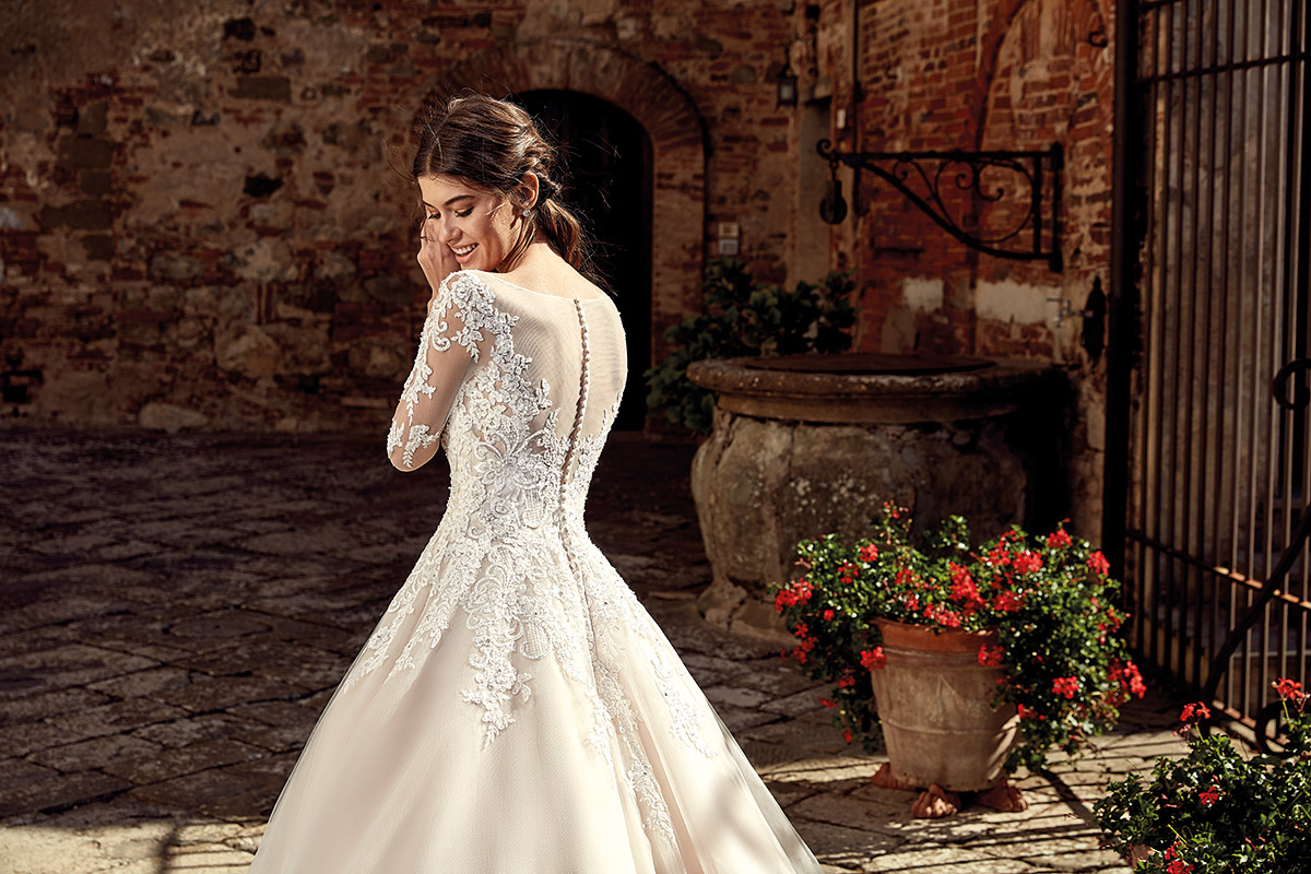 2019 Eddy K Boho Wedding Dresses Jewel Neck A Line Illusion Lace Appliqued Beach Wedding Dress Floor Length Long Sleeve Vestidos De Novia