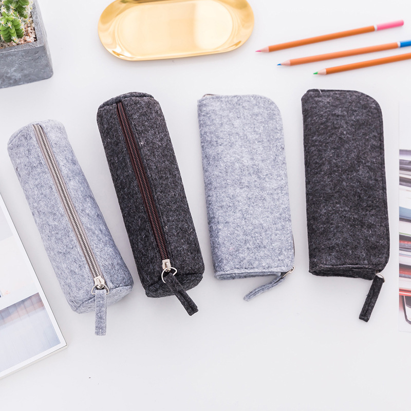 Creative Simple Solid Color Felt Pencil Bag Stationery Bag Multifunctional Pencil Storage Case Office Supplies Gift 
Creative Simple Solid Color Felt Pencil Bag Stationery Bag Multifunctional Pencil Storage Case Office Supplies Gift