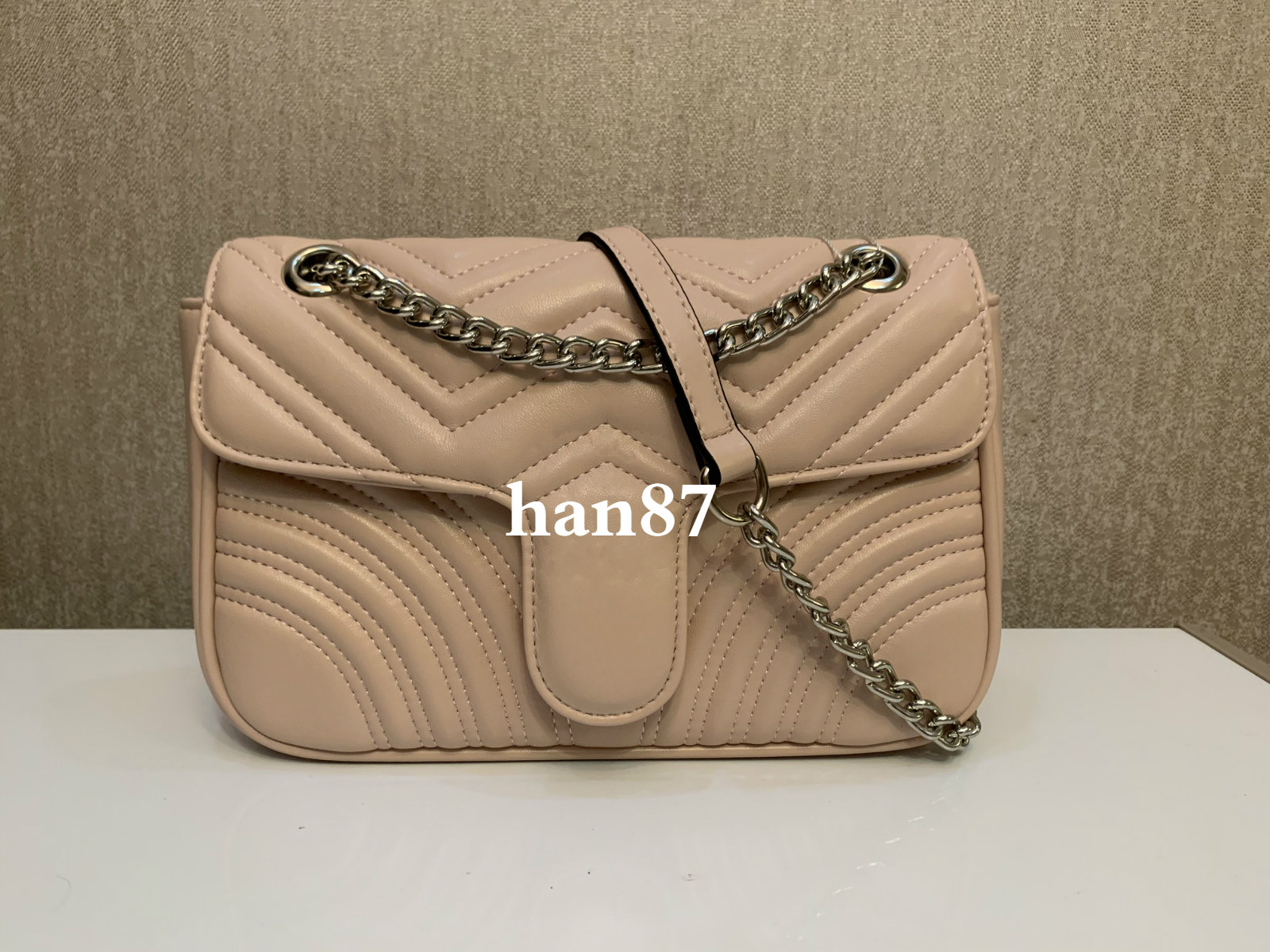 New style Top quality handbags purses Women Shoulder Bags Sliver Chain Crossbody Bag Pu leather Messenger Handbags crossbody bag Wallet 26cm, Pink silver chain
New style Top quality handbags purses Women Shoulder Bags Sliver Chain Crossbody Bag Pu leather Messenger Handbags crossbody bag Wallet 26cm, Pink silver chain
