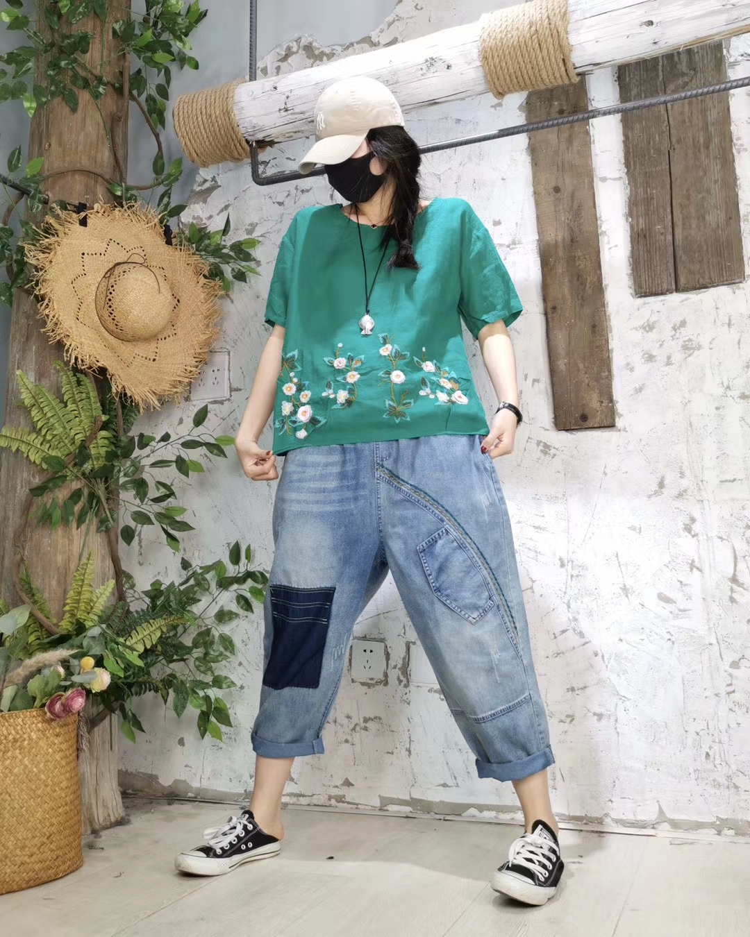 Blue, Gray Haroun Pants Light Coloured Drawing Or Pattern Female Jeans In The Summer Bk4628
Blue, Gray Haroun Pants Light Coloured Drawing Or Pattern Female Jeans In The Summer Bk4628