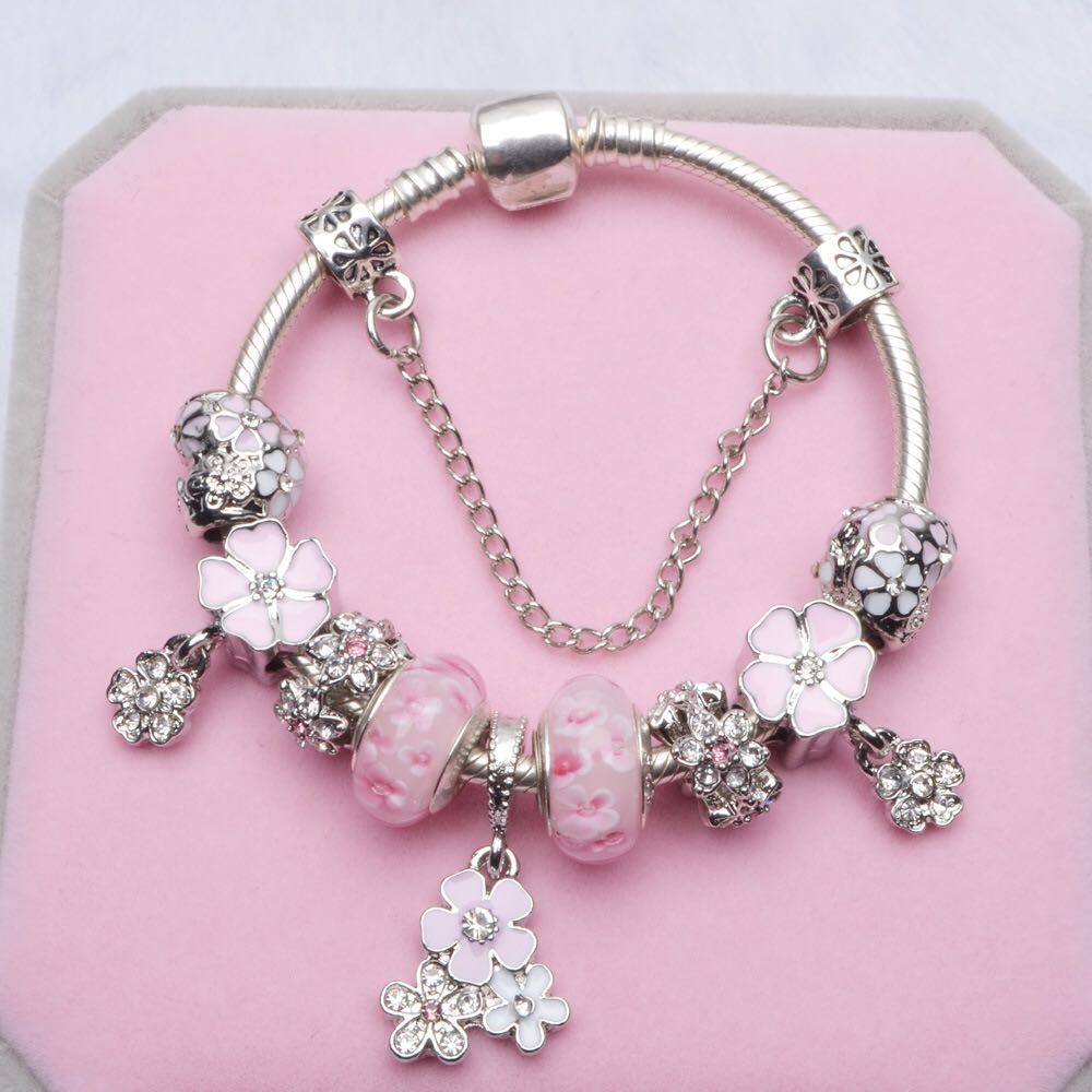 Hotsale charm bracelet 925 silver bracelets pink charm beads pendant fit for snake chain DIY Jewelry with gift box or nylon bag
Hotsale charm bracelet 925 silver bracelets pink charm beads pendant fit for snake chain DIY Jewelry with gift box or nylon bag