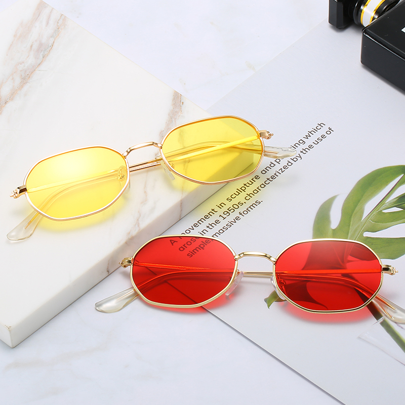 New Womens Sunglasses Small Oval Metal Frame Retro Orange Female Eyewear UV400 De Sol Gafas 2020, White;black
New Womens Sunglasses Small Oval Metal Frame Retro Orange Female Eyewear UV400 De Sol Gafas 2020, White;black