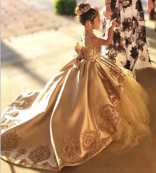 Princess Gol 2020 wer Girl Dresses For Wedding Lace Appliqued Beads Pageant Gowns Satin or Length Ruffled First Communion Dress