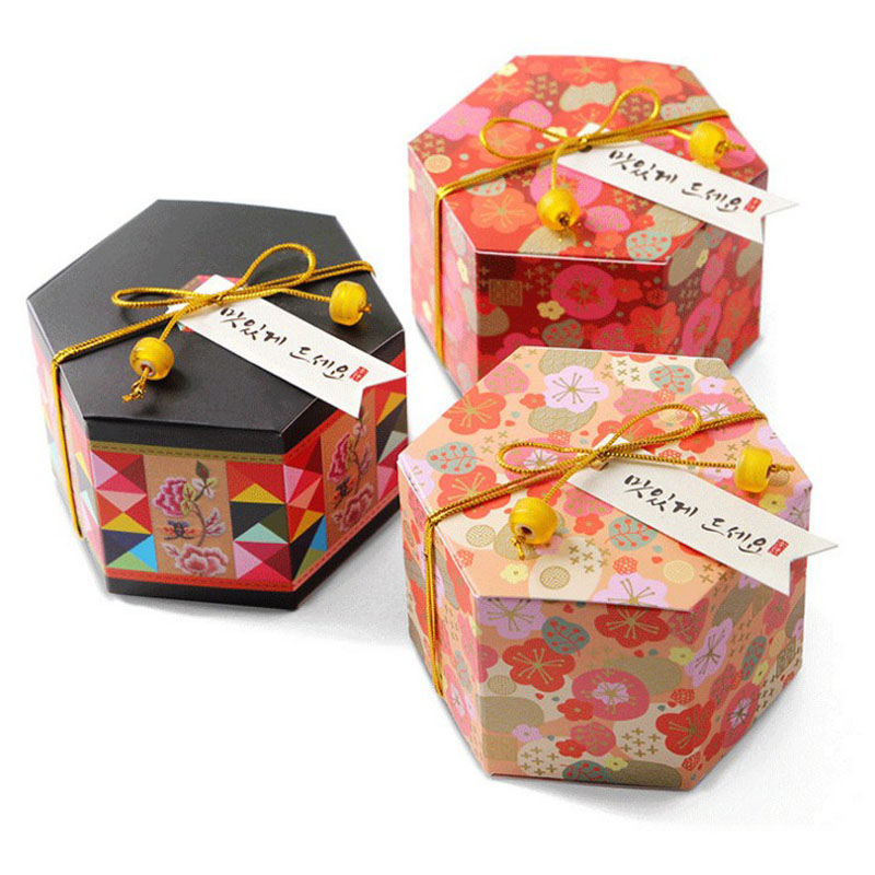 10 Pcs Plum Blossom Flower Gift Boxes Folding Paper Box Wedding Favor Candy Box Packaging for Sweets Party Candy
10 Pcs Plum Blossom Flower Gift Boxes Folding Paper Box Wedding Favor Candy Box Packaging for Sweets Party Candy