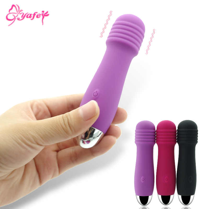 Silicone Mini Pocket Vibrator Femme 7 Speed ​​AV G Spot Baguette magique de massage du corps Oral Sex Clit Adult Sex Toys Produits érotiques Y191