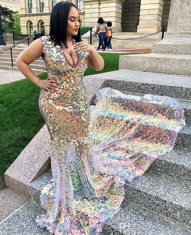 2019 Shinny Mermaid Prom Dresses V Neck Bling Sweep Train Long Formal Party Gown Plus Size Evening Dress Custom Made robes de soirée