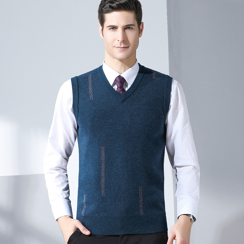 Men' V-neck Business Vest Solid Color Sweaters Thick 100% Wool Knitted Business Casual Men' Sleeveless Vest Serrated, Dark green
Men' V-neck Business Vest Solid Color Sweaters Thick 100% Wool Knitted Business Casual Men' Sleeveless Vest Serrated, Dark green