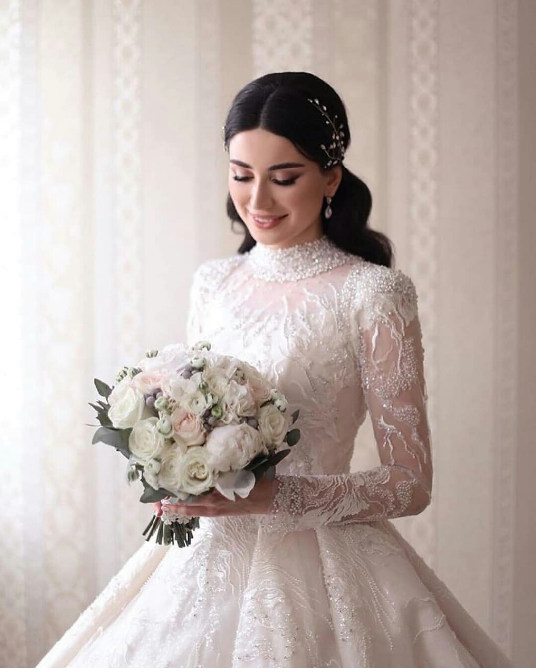 New Fashion Ball Gown Wedding Dresses Luxury Beading Lace Long Sleeve Applique Beaded Backless Bridal Gowns Plus Size Robe De Mariée