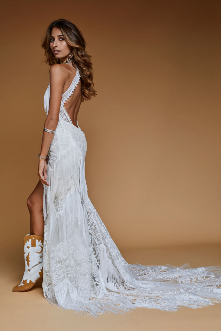 2020 Cowboy Bohemian Wedding Dresses Jewel Neck Lace Appliqued Tassel Backless Mermaid Wedding Dress Vintage Bridal Gowns Abiti Da Sposa