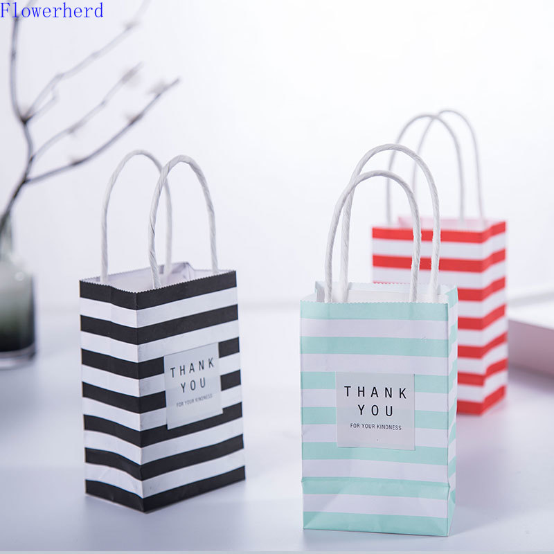 DIY Handmade Soap Paper Stripe Small Shopping Bag Gift Bag Paper Small Fresh Packaging Gift Box Paperboard Bags
DIY Handmade Soap Paper Stripe Small Shopping Bag Gift Bag Paper Small Fresh Packaging Gift Box Paperboard Bags