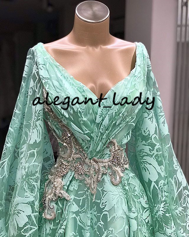 Mint Green Lace Embroidery Evening Formal Dresses 2020 Long Sleeve Crystal Slit Kaftan Caftan Aso Ebi Arabic Prom Reception Gown