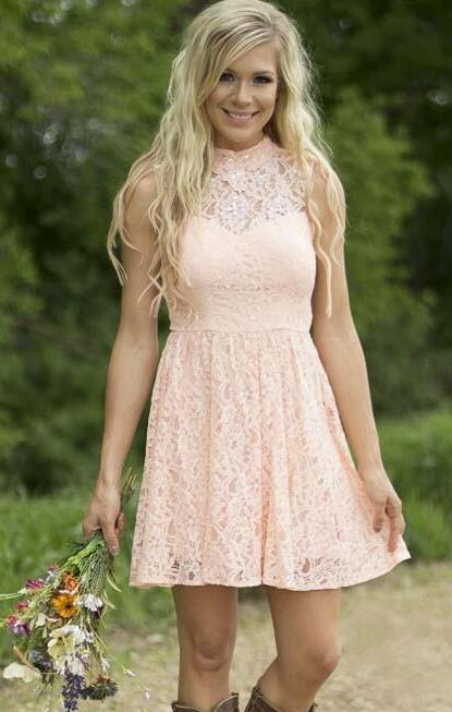 2020 Light Blush Lace Short Country Bridesmaid Dresses High Neck Sleeveless Open Back Knee Length Bridesmaids Gowns Party Dress