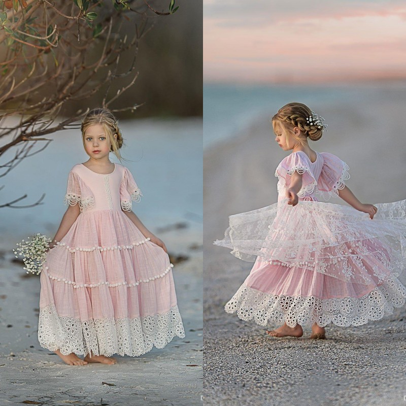 Pink Bohemian Flower Girl Dresses For Weddings Ruffle Lace Little Girls Pageant Dress Jewel Neck Short Sleeve First Holy Communion Dresses
