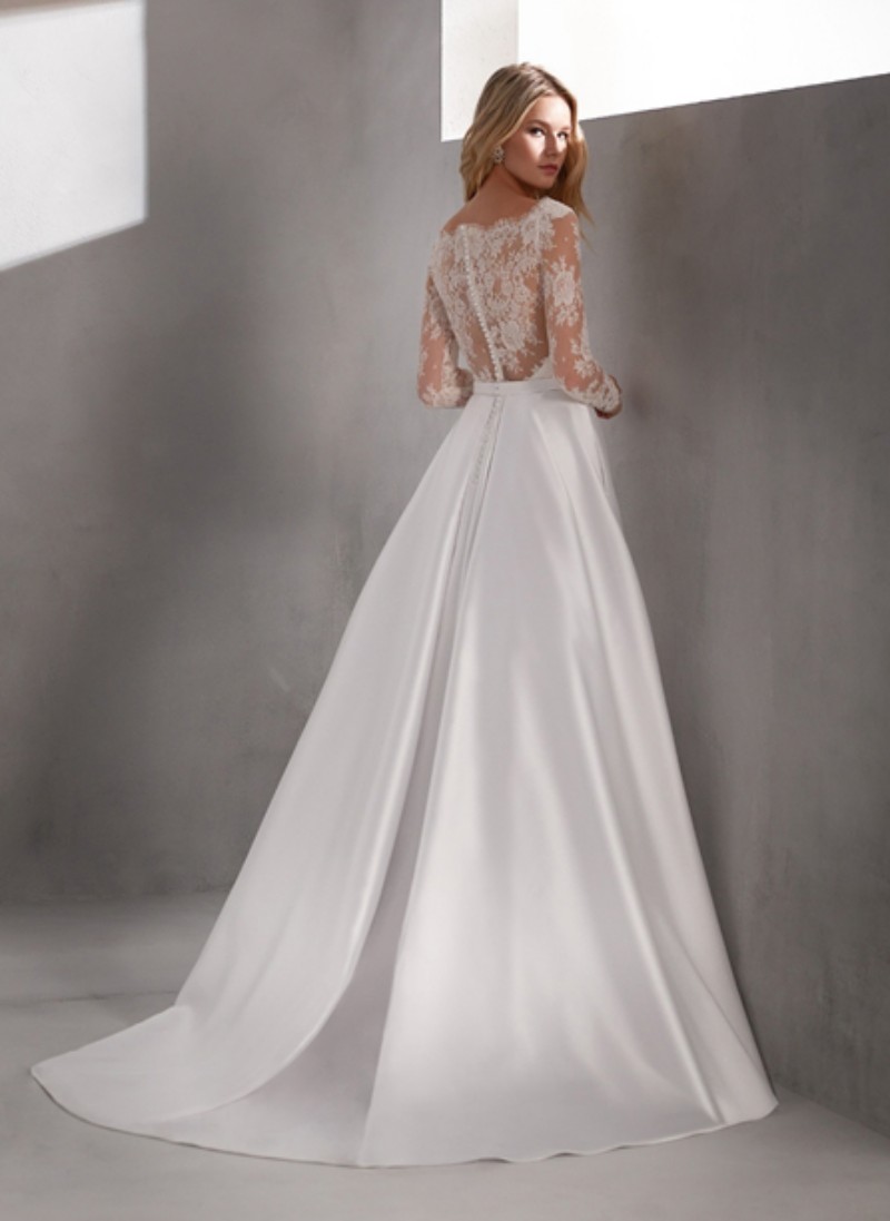 Valerio Luna Wedding Dresses With Pockets Long Sleeve Modest Jewel Neck Lace Country Bohemian Bridal Dress Informal Beach Wedding Gowns