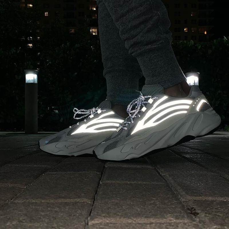 Mens Running Shoes 700 V2 Static 3M Reflective Wave Runner Shoes OG Teal Carbon Blue Utiliey Black Vanta WaveRunner Women Sport Designer, 700 analog
Mens Running Shoes 700 V2 Static 3M Reflective Wave Runner Shoes OG Teal Carbon Blue Utiliey Black Vanta WaveRunner Women Sport Designer, 700 analog