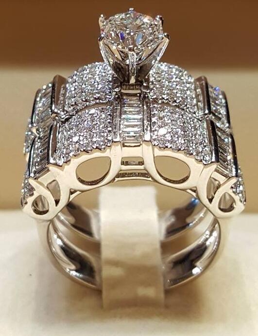 Top Selling Classical Fashion Jewelry Brand New 925 Sterling Silver Couple Rings Round White Topaz CZ Diamond Gemstones Bridal Ring Set Gift