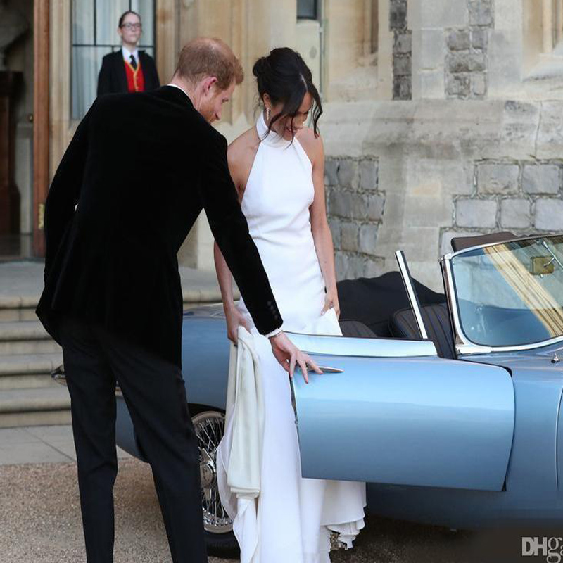 2020 White Mermaid Wedding Dresses Prince Harry Meghan Markle Wedding party Gowns Halter Soft Satin Wedding Recept Dress