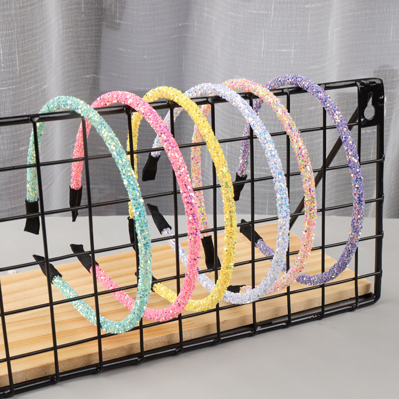 Cyan energetic plastic sequins hair band female color personalized thin edge all-match headband girls' heart hair accessories
Cyan energetic plastic sequins hair band female color personalized thin edge all-match headband girls' heart hair accessories