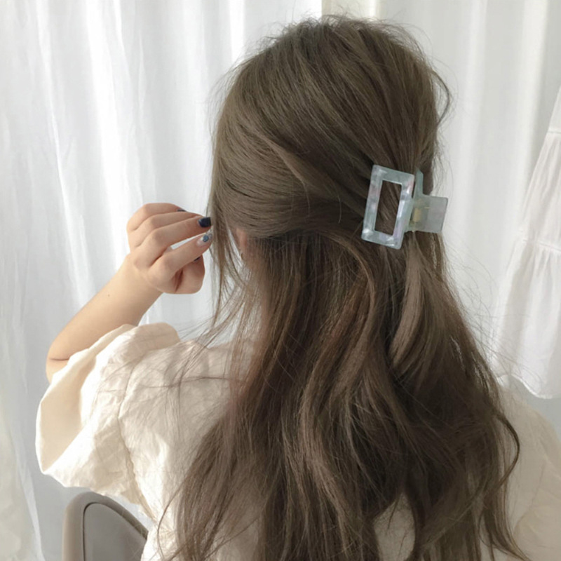 Korea Style Hollow Square Clamps Acetic Acid Mixed Color Girls Hair Claws For Women Geometric Scrunchies Ponytail Head Clips Jewelry Accessories
Korea Style Hollow Square Clamps Acetic Acid Mixed Color Girls Hair Claws For Women Geometric Scrunchies Ponytail Head Clips Jewelry Accessories