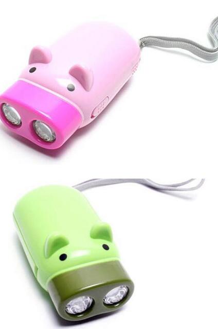 Creative novely pig keychain Hand Pressing Flashlight Pigs Pressure Mini Flashlights 2 led portable outdoor Torches