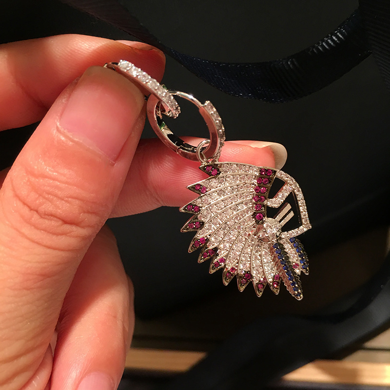 Queen Lotus Luxury Quality New Feather Earrings Women Drop Earrings Jewelry Fashion Jewelry For Gift Asymmetry 18k gold plated with stone, Silver
Queen Lotus Luxury Quality New Feather Earrings Women Drop Earrings Jewelry Fashion Jewelry For Gift Asymmetry 18k gold plated with stone, Silver