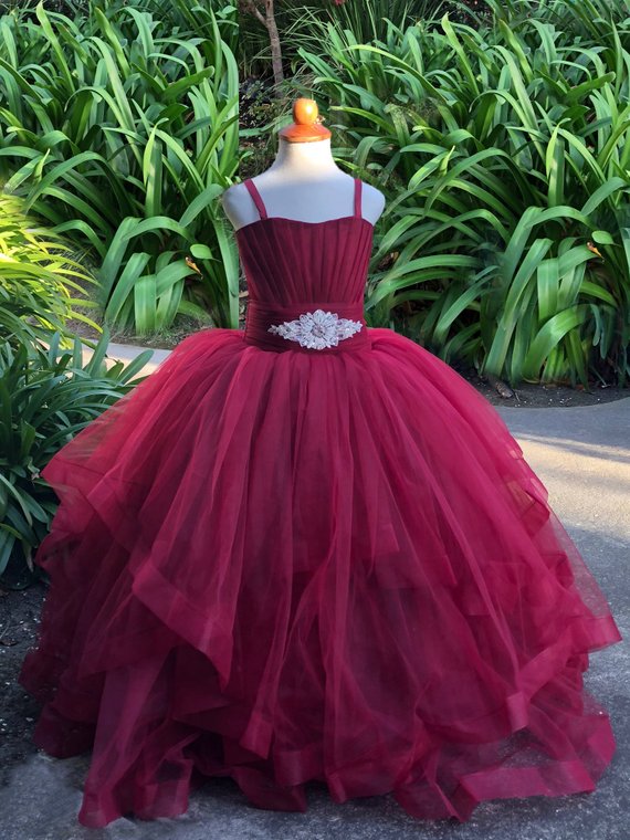 Burgundy Flower Girl Dresses Spaghetti Lace Appliqued Crystal Ball Gown Girls Pageant Dress With Free Petticoat Kids Formal Gowns