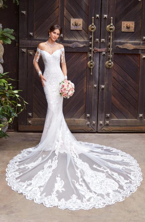 Lace Mermaid Dresses Off The Shoulder Appliques Court Train Long Sleeve Wedding Dress Button Back Plus Size Beach Bridal Gowns