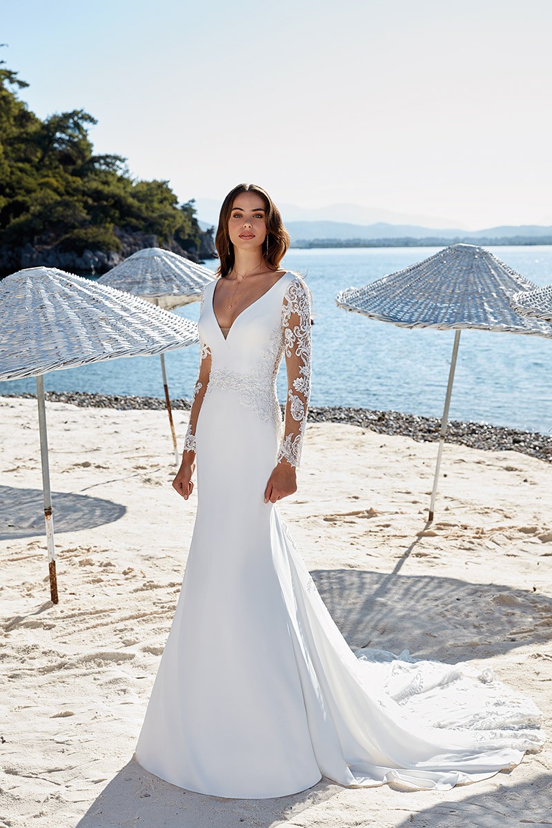 Eddy K 2019 Mermaid Wedding Dresses Long Sleeve V Neck Lace Appliqued Satin Bridal Gowns Country Bohemian Boho Beach Wedding Dress