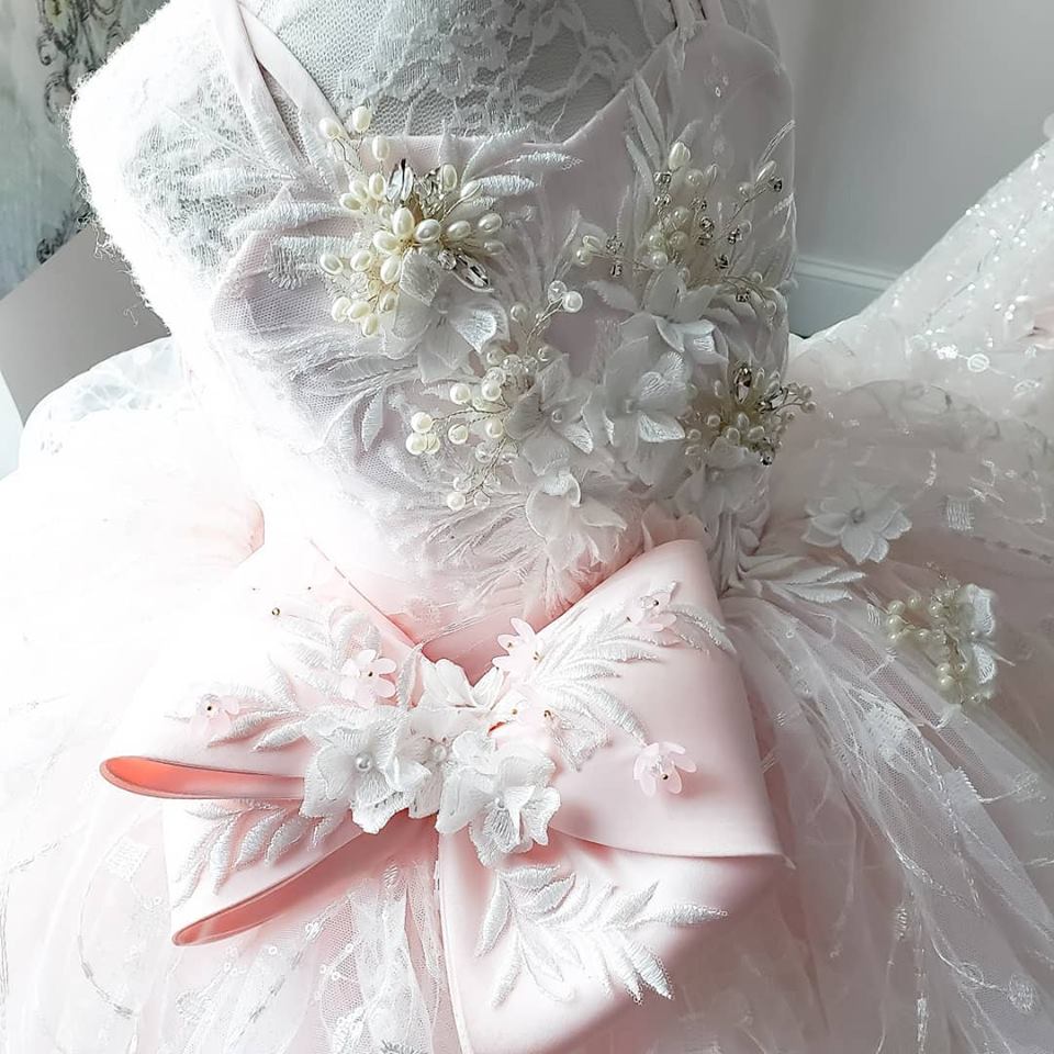 Pink Lace Crystals Pearls Flowers Flower Girl Dresses Backless Little Girl Wedding Dresses Vintage Pageant Dresses Gowns F054