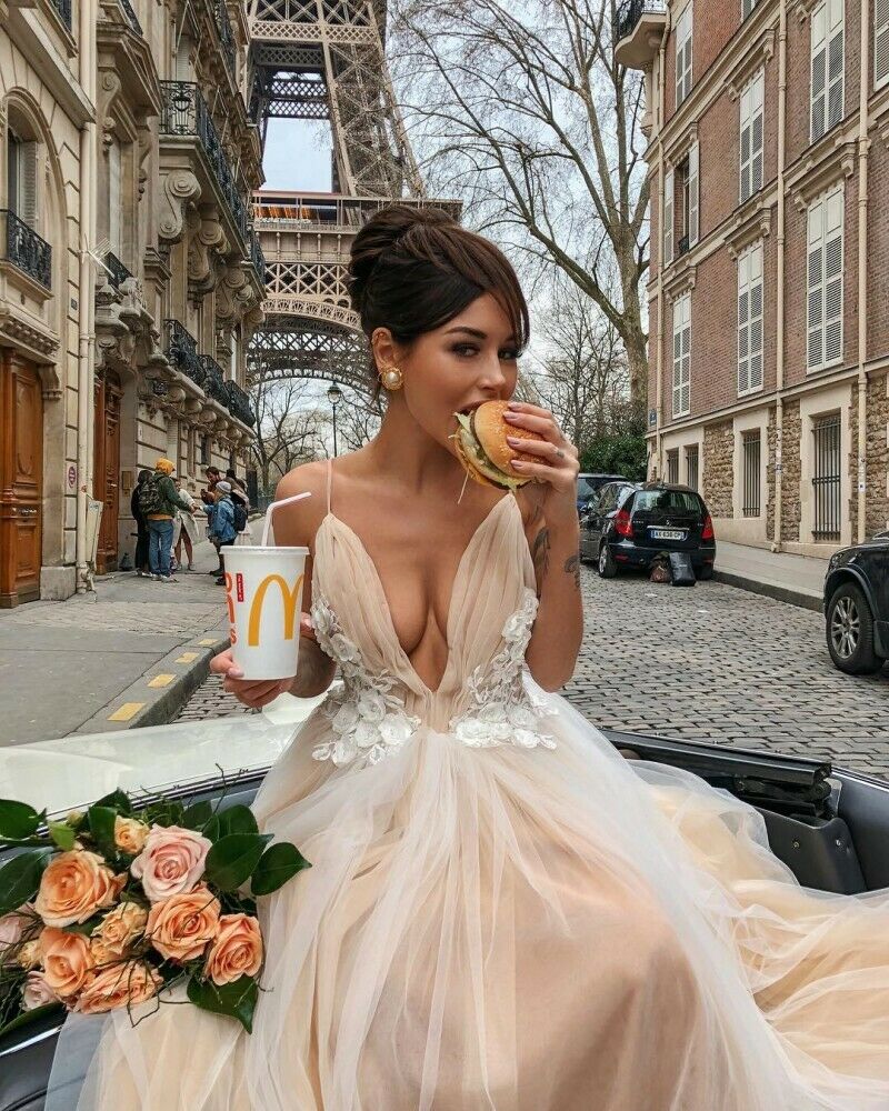 2020 Beach Wedding Dresses Spaghetti Straps Lace Applique Sexy Bridal Gowns Sleeveless Backless Tulle vestido de novia Cheap