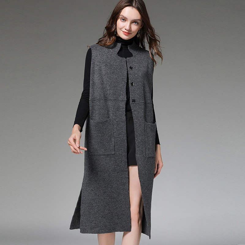 2-colors Autumn women loog Loose knitted vest collar jacket pockets patchwork average size 85KG black grey Acrylic blended yarn
2-colors Autumn women loog Loose knitted vest collar jacket pockets patchwork average size 85KG black grey Acrylic blended yarn