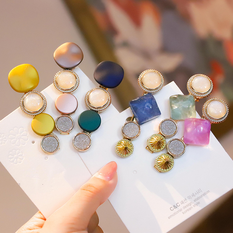 Fashion Geometric Square Hair Barrettes for Women 2020 Resin Girls Hair Clips Hairpins Pins Accessories Bobby Pins
Fashion Geometric Square Hair Barrettes for Women 2020 Resin Girls Hair Clips Hairpins Pins Accessories Bobby Pins