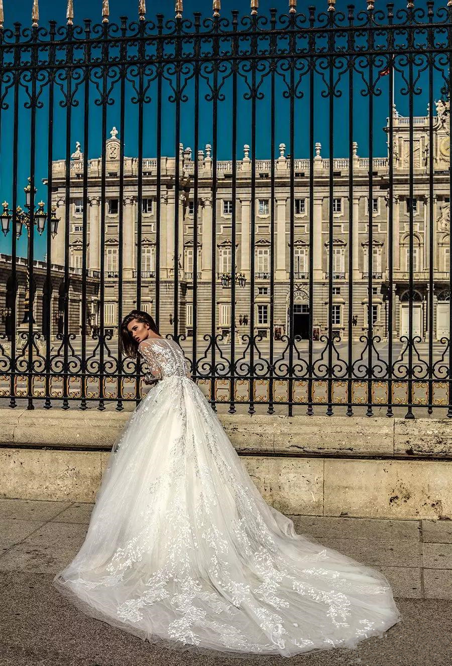 2019 New Long Sleeve Mila Nova Lace Wedding Dresses Scoop Neck Appliques Court Train Bridal Gowns Vestido De Novia Custom Wedding Dress
