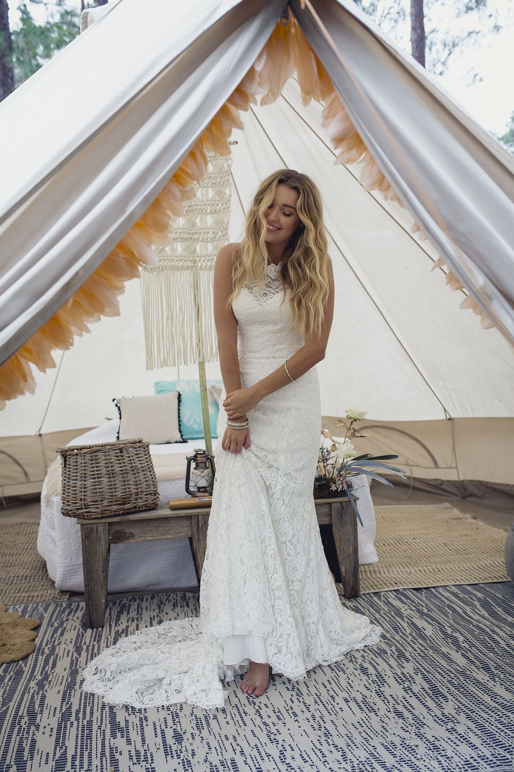 2019 Mermaid Wedding Dresses Jewel Neck Lace Appliqued Sweep Train Country Wedding Dress Custom Made Plus Size Vestidos De Novia