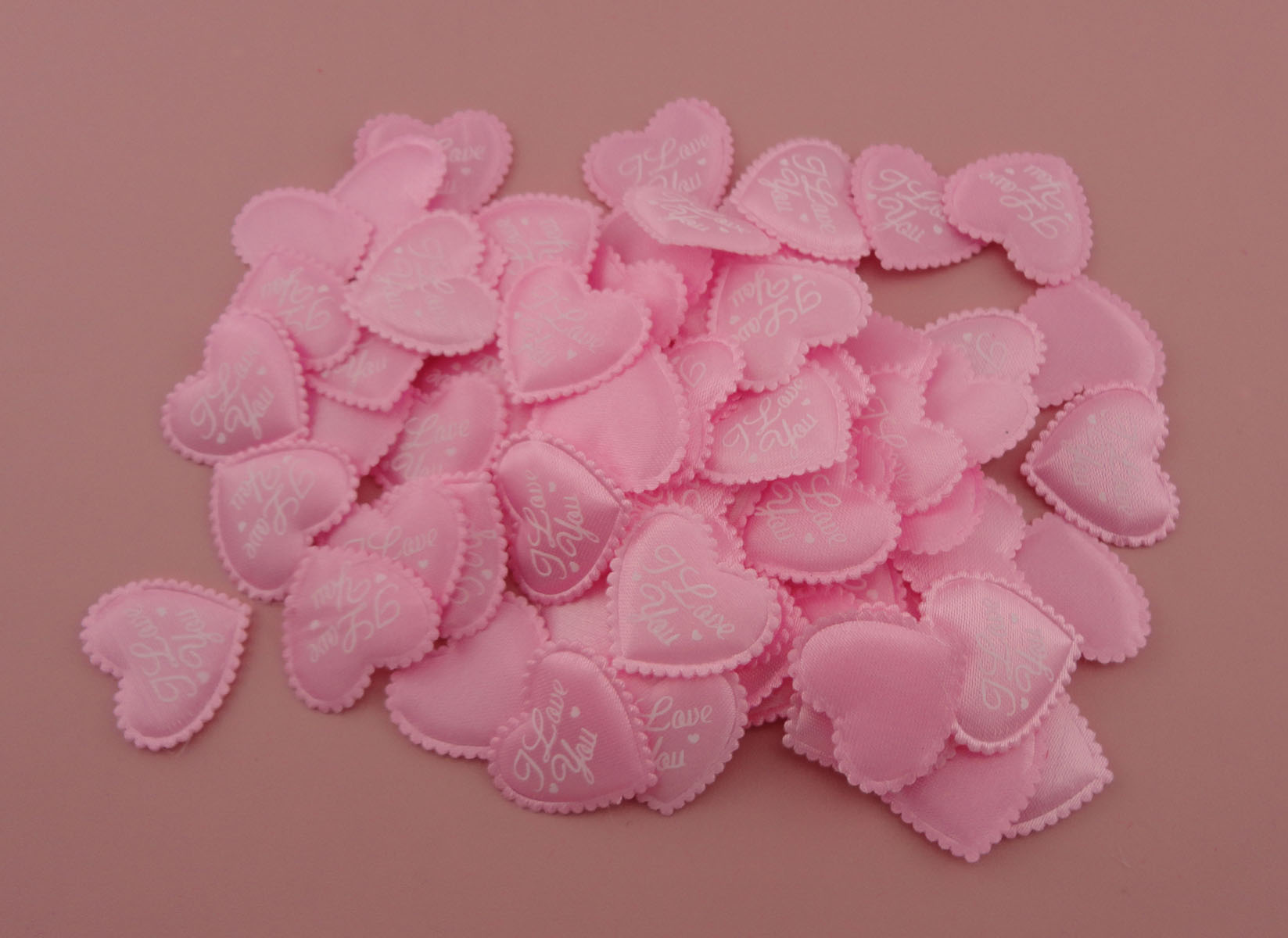 500PCS 3.5cm Sponge Line Pink Satin Fabric Chunky Heart Appliques Patches with wave edges printing I Love You for Wedding Party