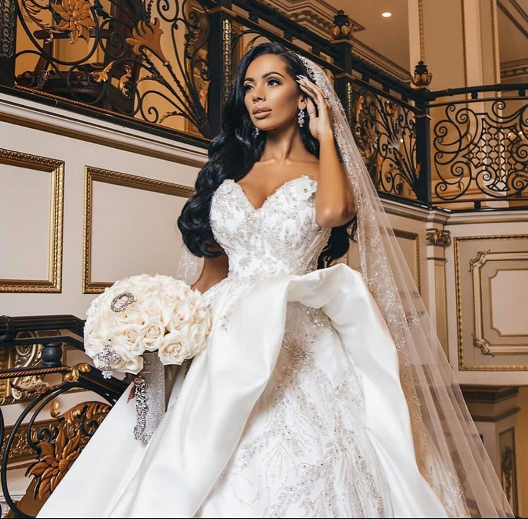 2020 Overskirt Wedding Dresses Sweetheart A Line Lace Beaded Country Wedding Dress Custom Made Sweep Train Vestidos De Novia