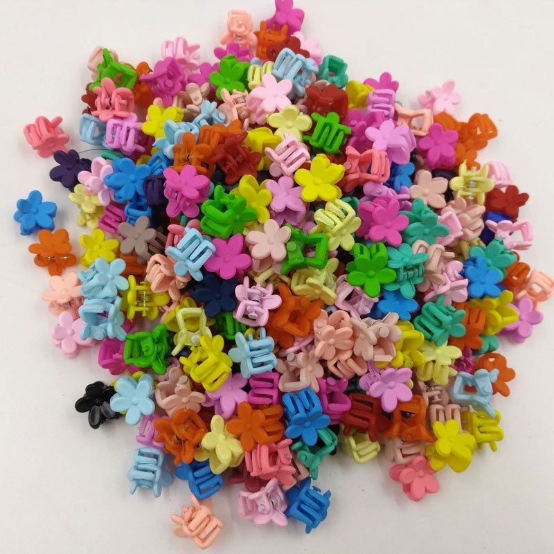 Hot Sale 100pcs/lots Mixed Colors Kids Girl Boutique Mini plum blossom Hair Clips Cute Hair Accessories, As picture
Hot Sale 100pcs/lots Mixed Colors Kids Girl Boutique Mini plum blossom Hair Clips Cute Hair Accessories, As picture