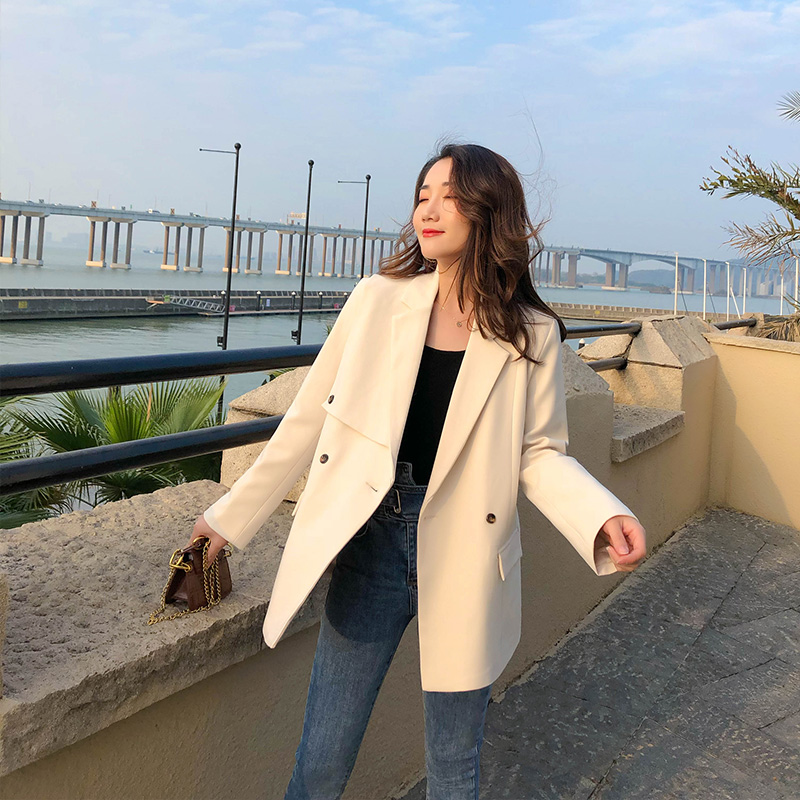 High Quality Classic 2020 Spring and Autumn New Women' Jacket Fashion Loose British Style White Suit Women, Black coat
High Quality Classic 2020 Spring and Autumn New Women' Jacket Fashion Loose British Style White Suit Women, Black coat