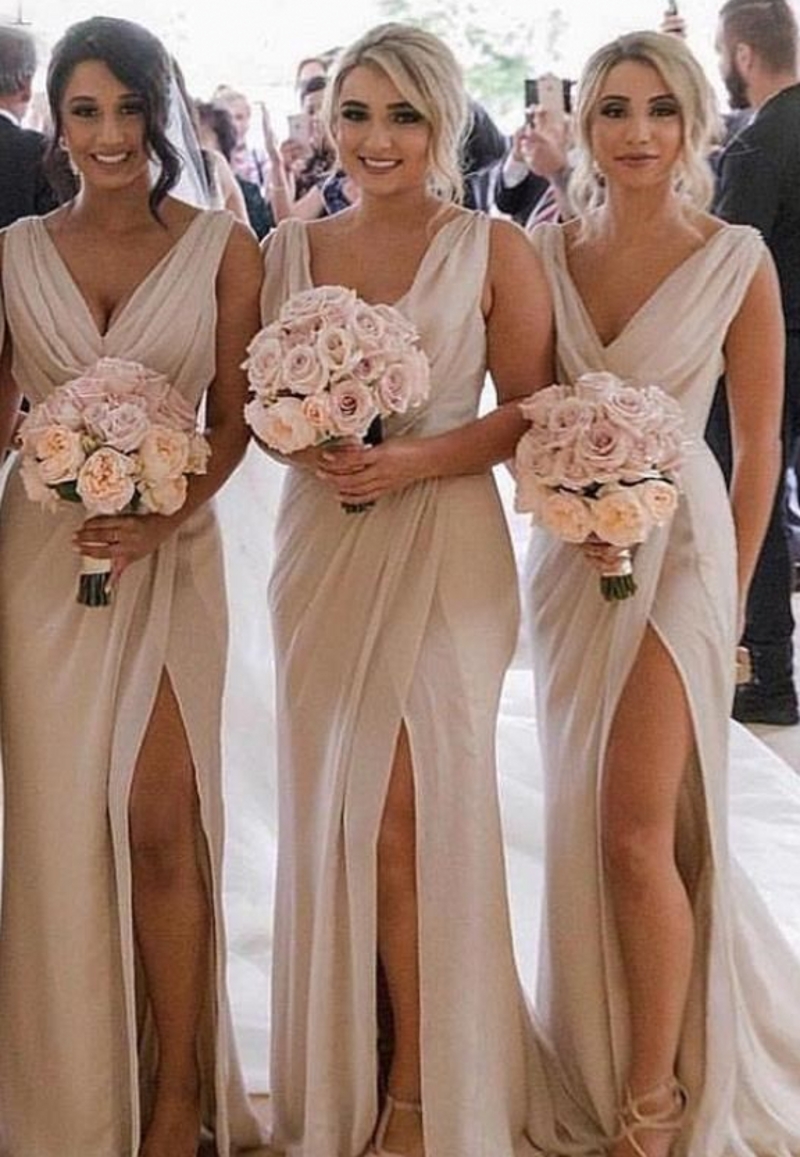 Sexy Champagne Bridesmaid Dresses Chiffon Deep V Neck Front Side Split Plus Size Maid of Honor Gown Wedding Guest Dress