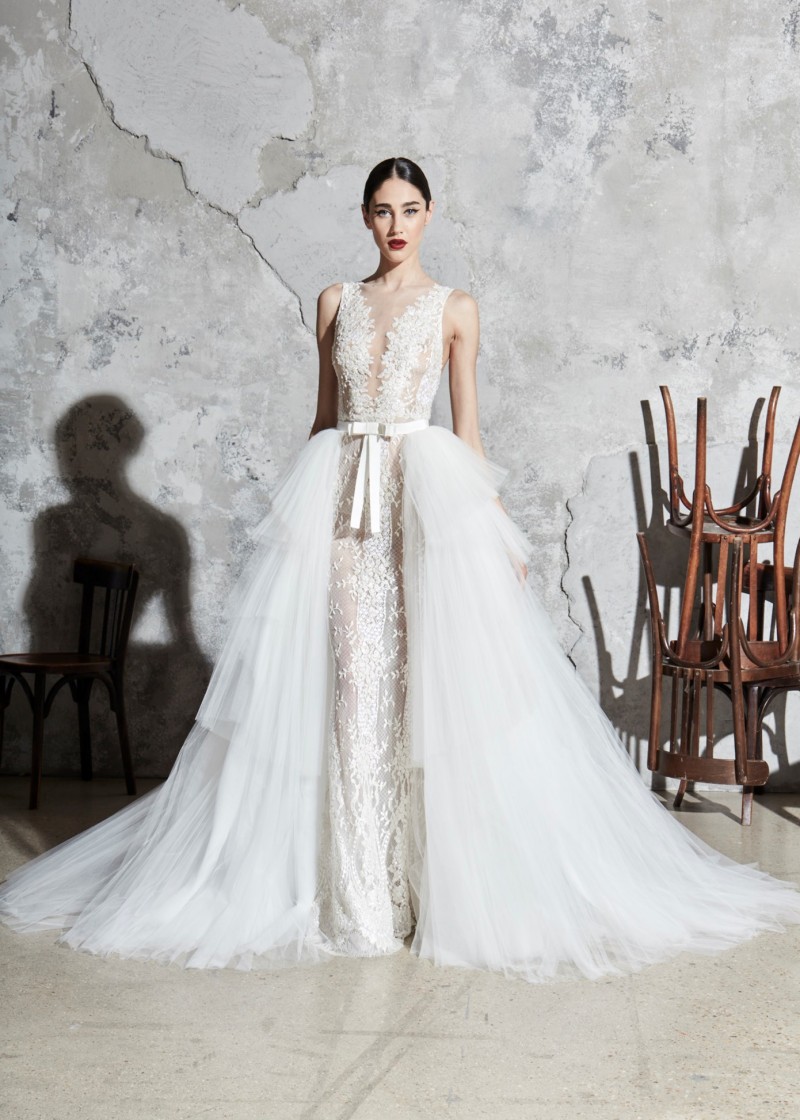 Zuhair Murad A Line Wedding Dresses With Tulle Detachable Train Sheer Deep V Neck Appliqued Bridal Gowns Lace Wedding Dress