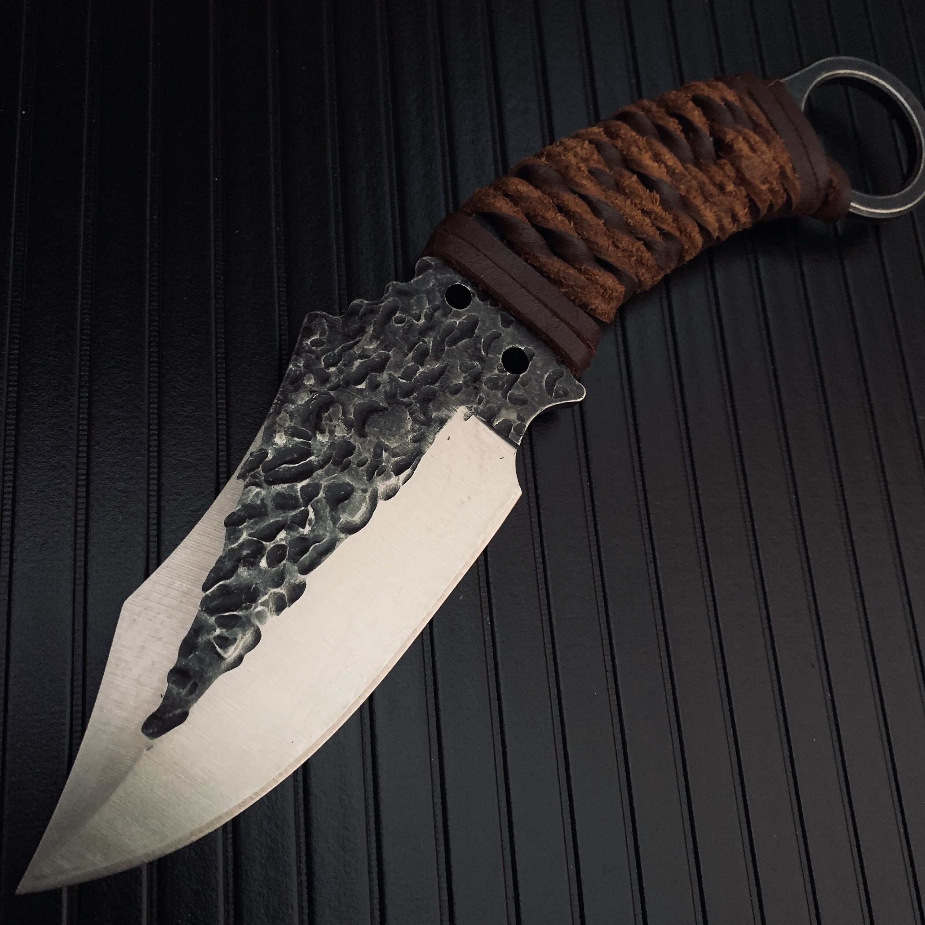 High Carbon Steel Fixed Blade Cutting Knife for Outdoor Camping&Hunting Military Tactical Survival Knives with Leather Sheath
High Carbon Steel Fixed Blade Cutting Knife for Outdoor Camping&Hunting Military Tactical Survival Knives with Leather Sheath