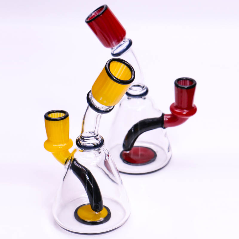 6 inches Bongs Oil Rigs with red yellow color with accessories mini water pipe red or yellow fashion
6 inches Bongs Oil Rigs with red yellow color with accessories mini water pipe red or yellow fashion