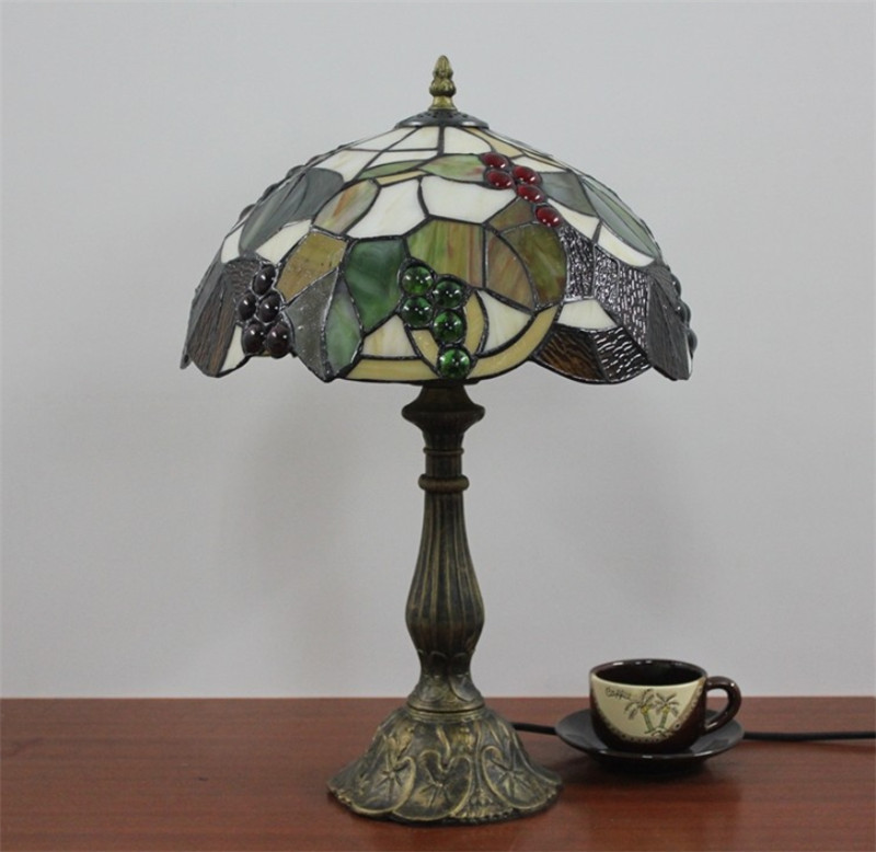 Grape decoration table lamps retro pastoral style Tiffany stained glass desk lamp bar restaurant table light TF057
