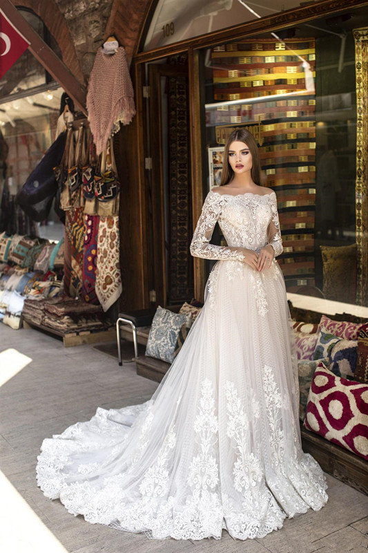 long sleeve wedding jumpsuit with detachable train sweep train beach bridal dress lace appliqued long robes de marie