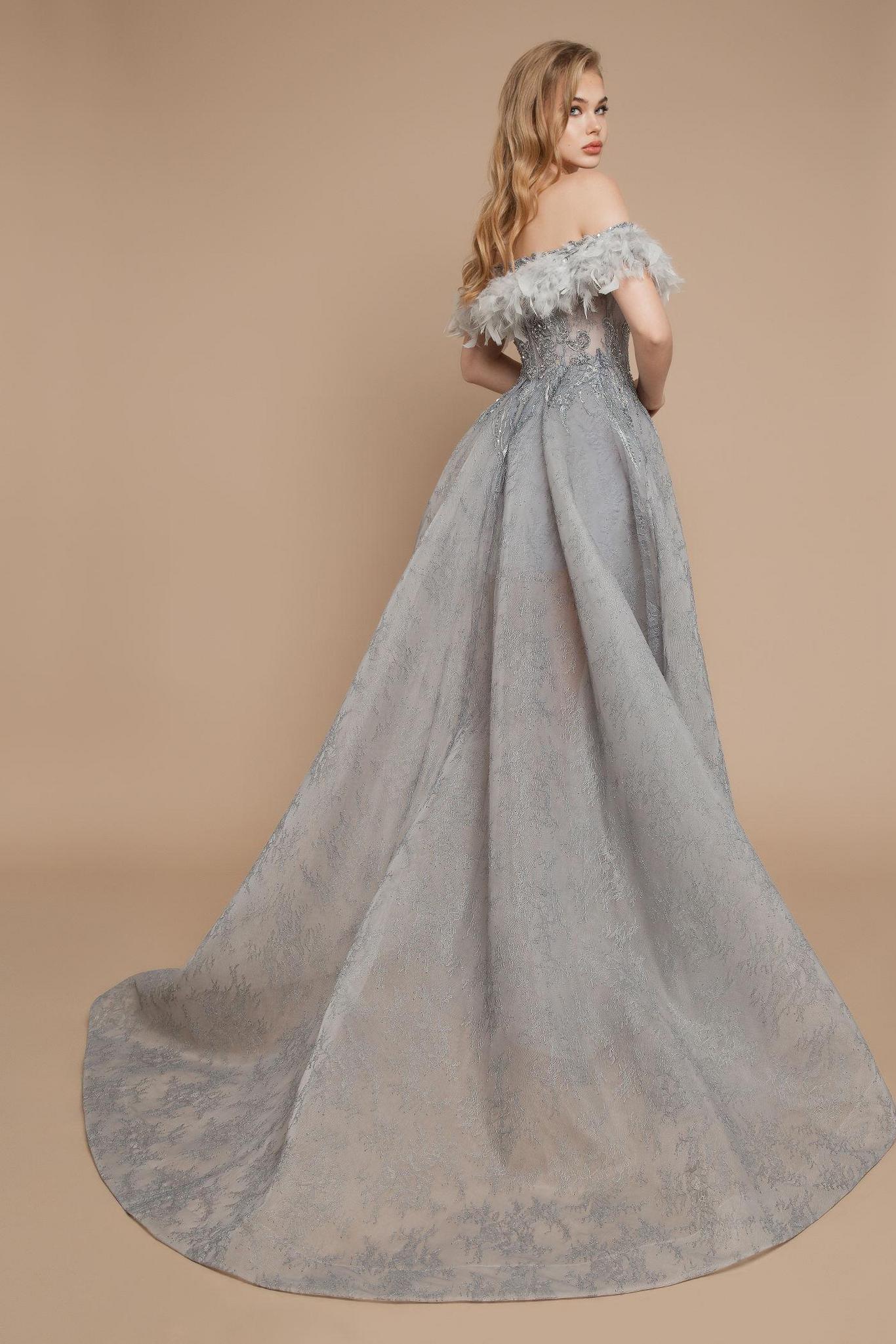 Silver 2020 A Line Prom Dresses Off The Shoulder Feather Beading Evening Gowns Sweep Train Formal Party Second Gowns