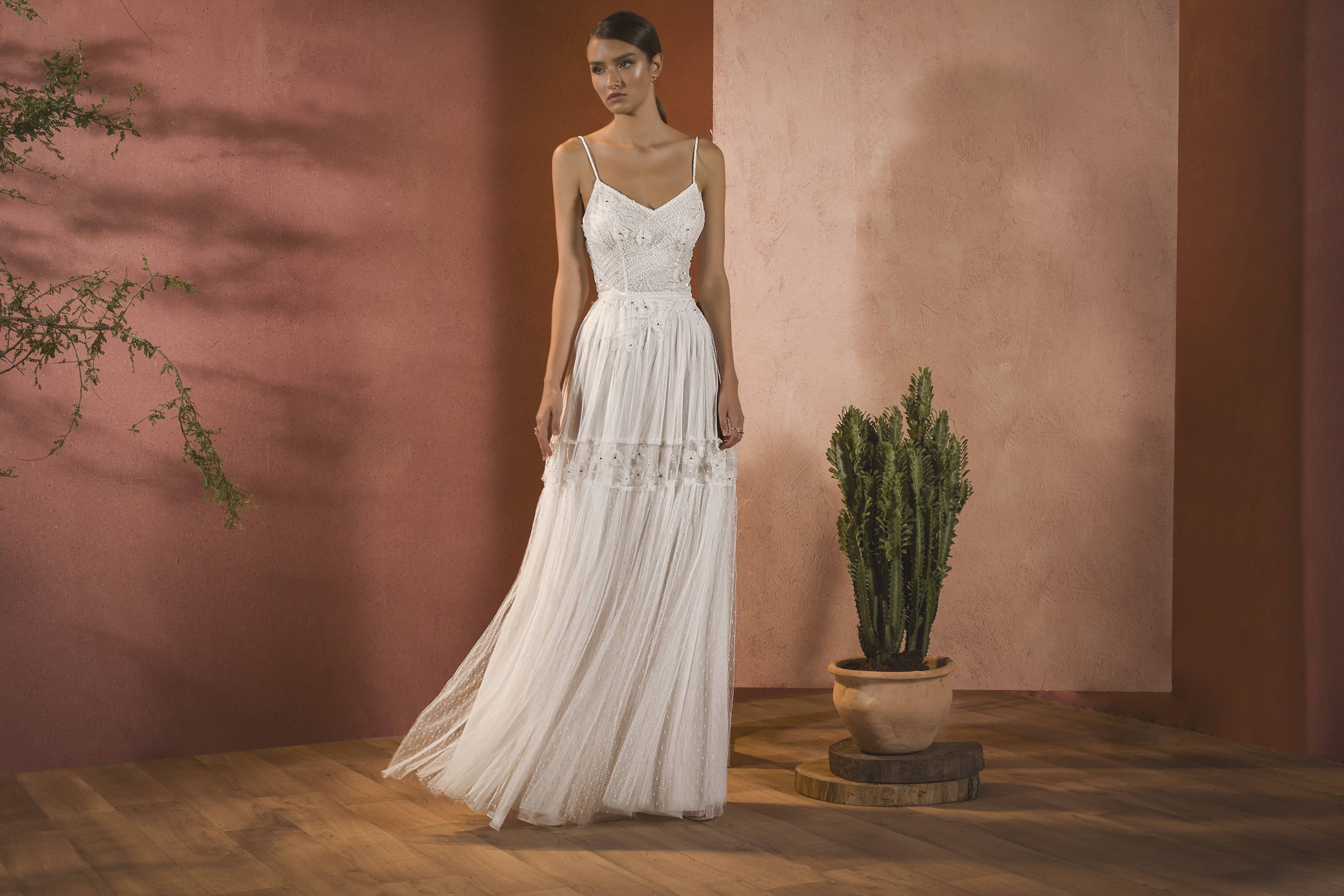 bohemian beading wedding dresses sexy spaghetti neck appliqued boho backless bridal gowns a line tulle wedding dress robe de marie